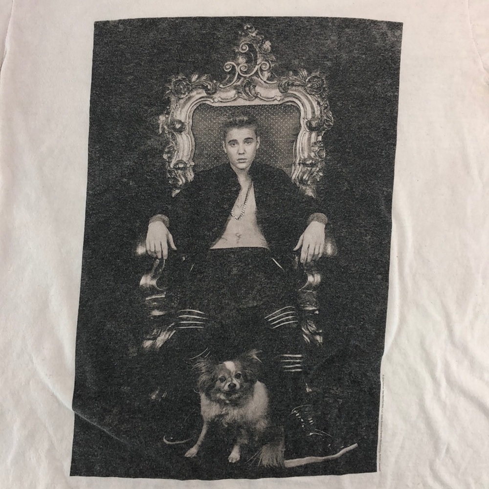 Justin Beiber white t size Large